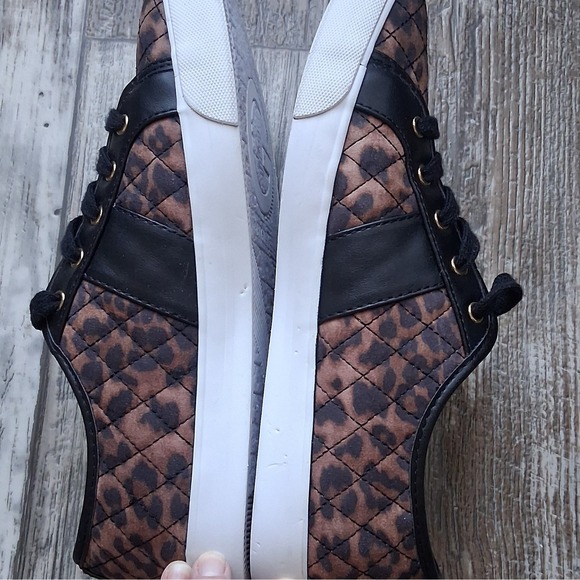 GBG Los Angeles (G by Guess) Backer Quilted Leopard Print Sneakers Boho Fashion - Picture 5 of 5